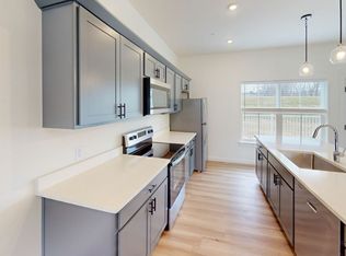 4000 Emerson Dr #1-1404, Mount Wolf, PA 17347