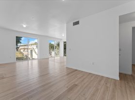 RIVO - 636 N. Juanita Ave, Los Angeles, CA 90004