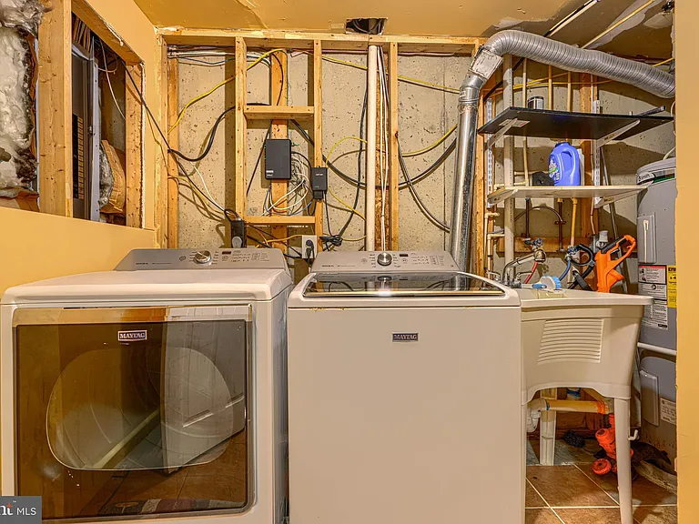 3818 Swift Run Dr — Photo 27
