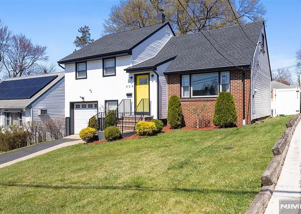 1st image of 404 Simons Ave