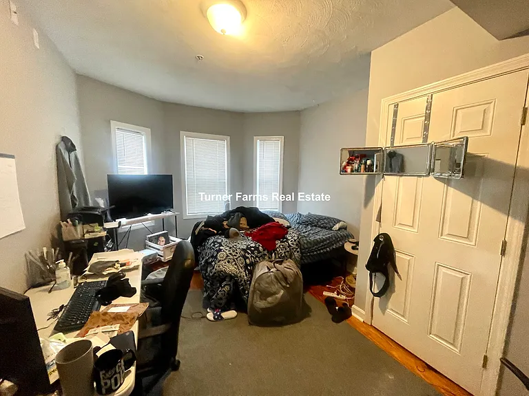 48 Derby St #1A — Photo 11