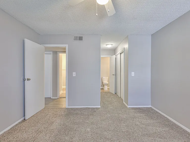 4646 Nolensville Pike — Photo 53