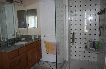 4th image of 381 E Gowen Ave