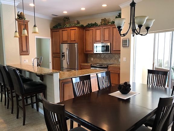 2nd image of 1108 Glenn Ln