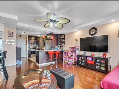 135 Montgomery St APT 10C, Jersey City, NJ, 07302