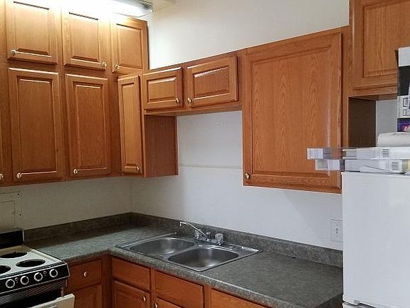 3rd image of 1321 E 1st St APT 314