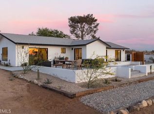 571 Ripon Ave, Yucca Valley, CA 92284