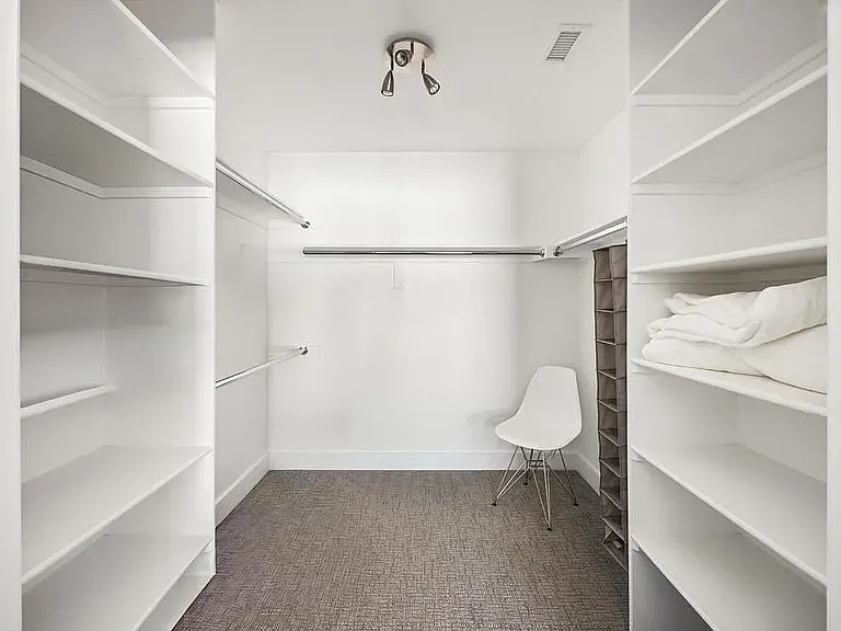 1160 E Marion Way — Photo 19