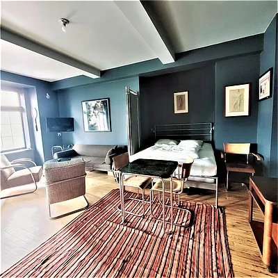 Rented by New York Residence | media 22