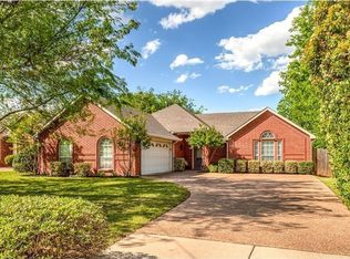 231 E Vine St, Keller, TX 76248