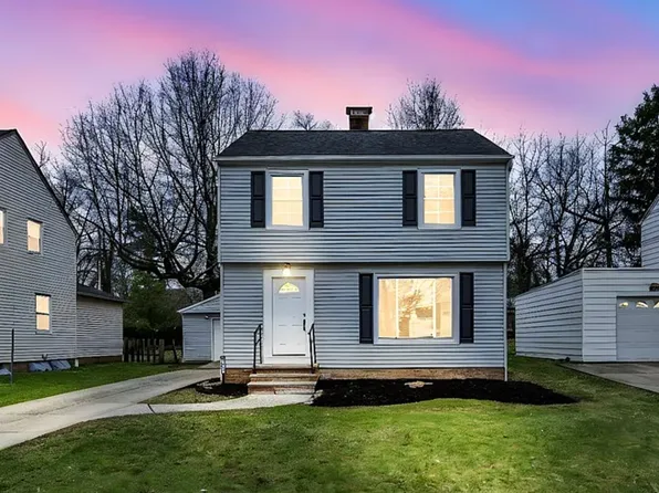 4878 Westbourne Rd, Lyndhurst, OH 44124