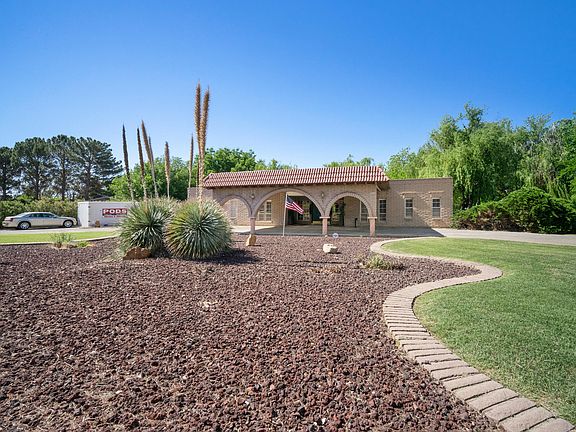3rd image of 5429 La Estancia Cir