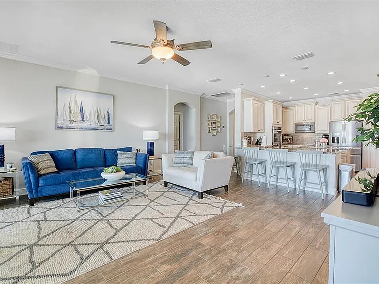 485 Blue Cypress Dr — Photo 15