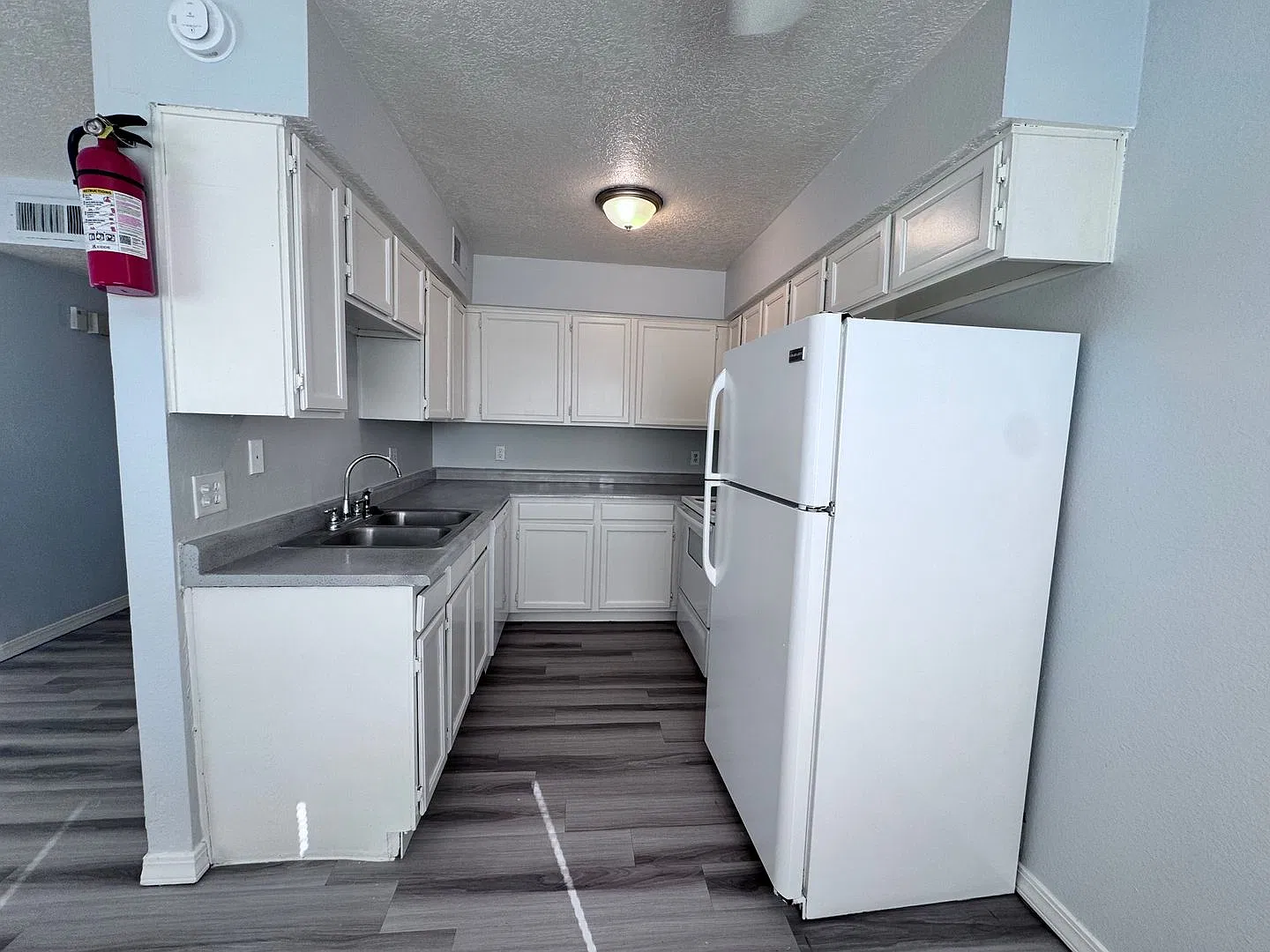 250 Village Dr (YDI) — Photo 4