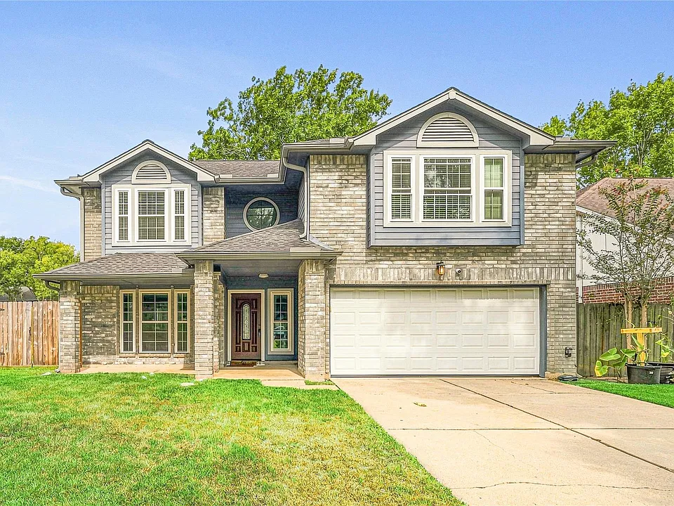 2122 Courtshire Ln