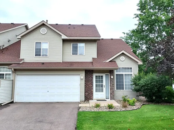 2340 Oakridge Cir, Hudson, WI 54016