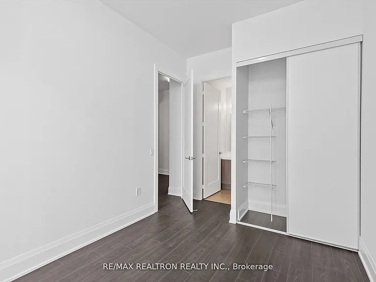 412 Silver Maple Rd #Penthouse 120 — Photo 14