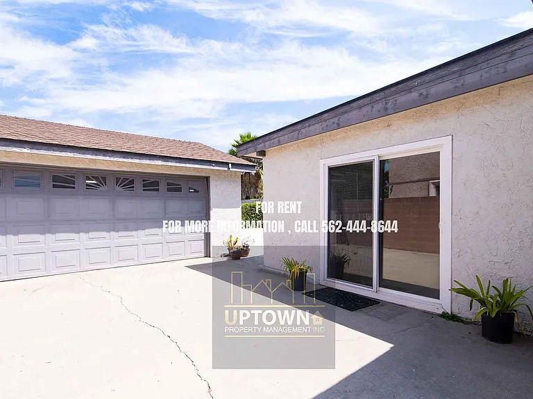 9415 Linden St — Photo 17