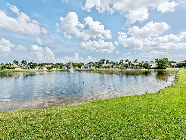 12442 Equine Ln — Photo 70