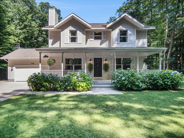 3046 Scenic Dr, Muskegon, MI 49445