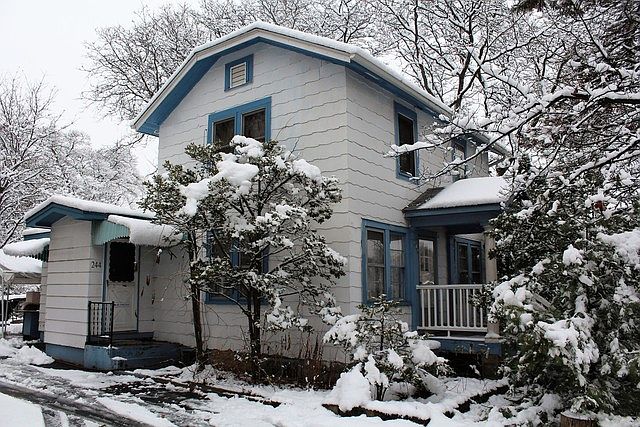 1st image of 244 N Neltnor Blvd