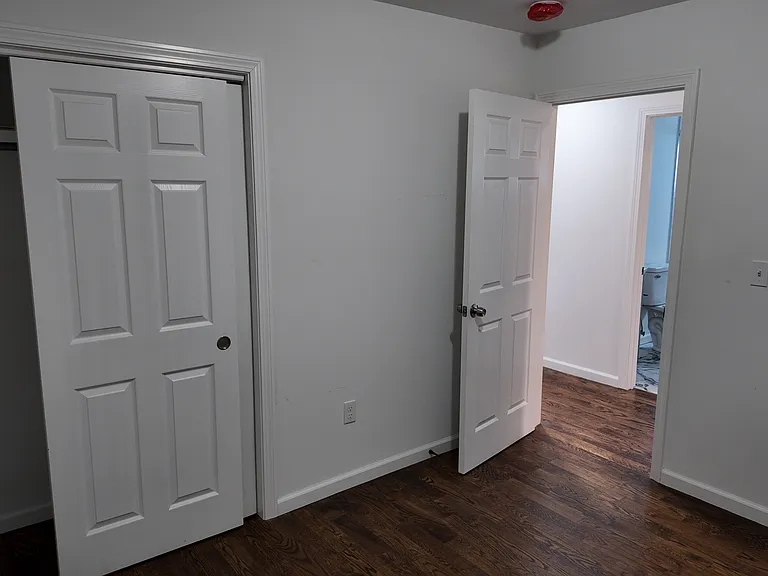 1259 Howard Ave #1259 — Photo 3