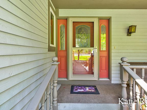 5th image of 6611 Burton Woods Dr