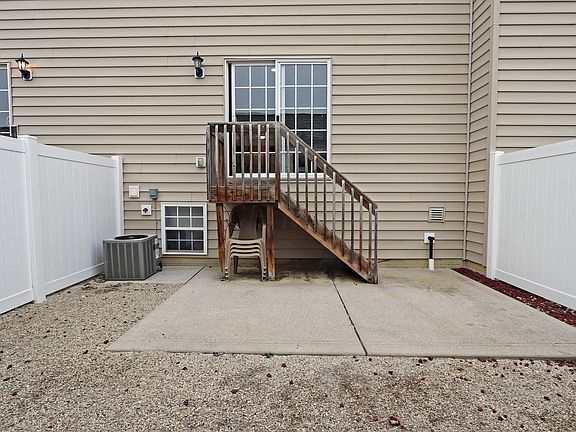 3rd image of 5593 Middle Falls St #32-559