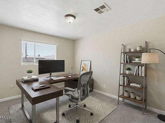 4th image of 4601 N 50TH Avenue