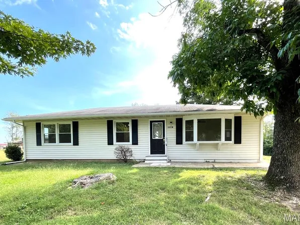 1110 Lincoln St, Saint Libory, IL 62282