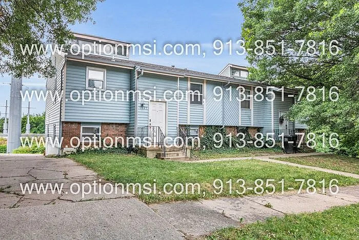 17327 E 42nd St S — Photo 4