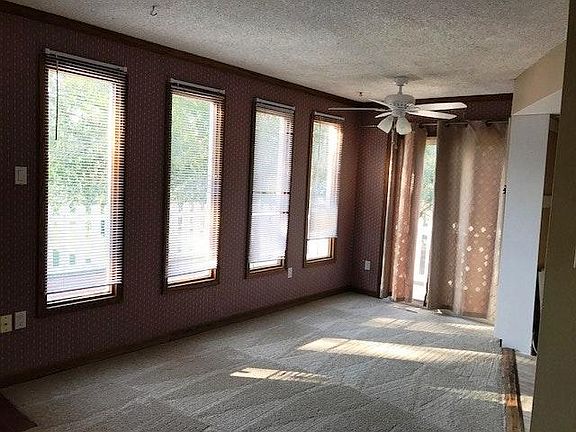 5th image of 2512 Romeldale Ln
