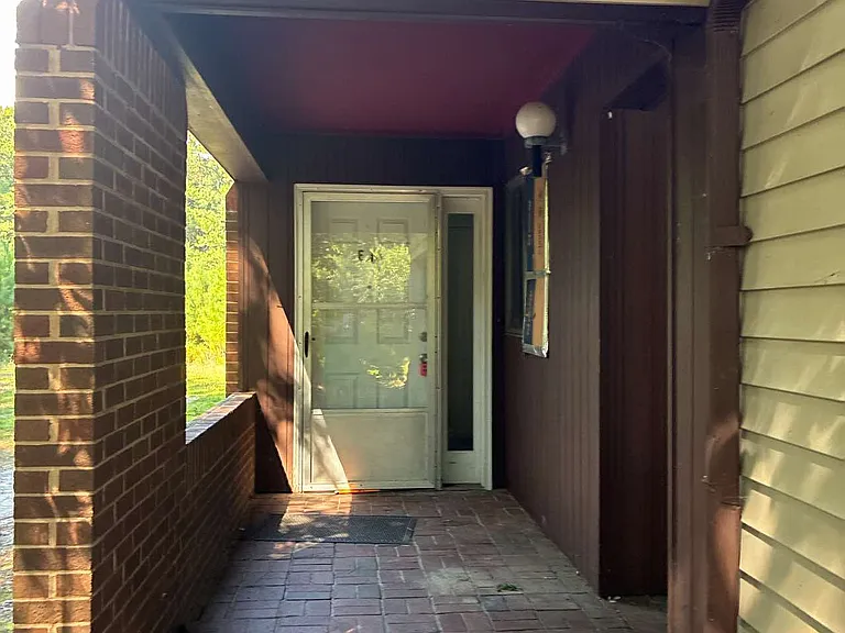 200 Santree Dr #E14 — Photo 2