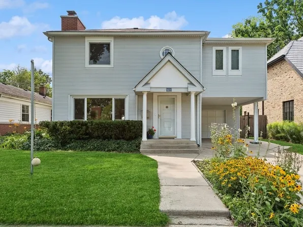 917 Cambridge Ln, Wilmette, IL 60091