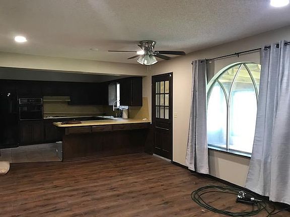 3rd image of 507 Cherry Ave