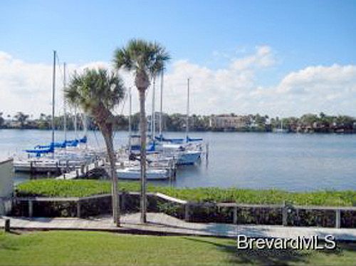 5th image of 14 Marina Isles Blvd APT E