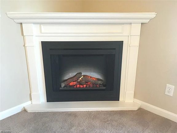 2nd image of 522 Robinwood Ln APT E