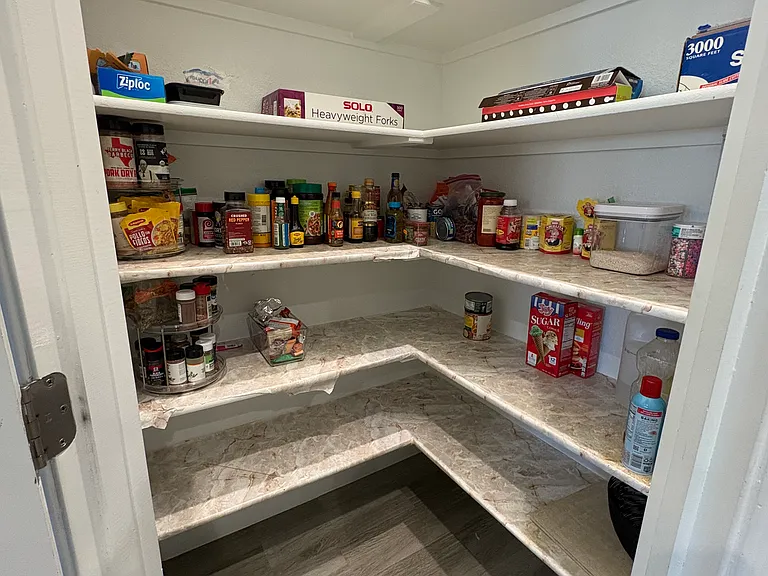 1031 Pitch Pine St — Photo 16