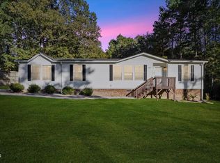 922 Hummingbird Rd, Four Oaks, NC 27524