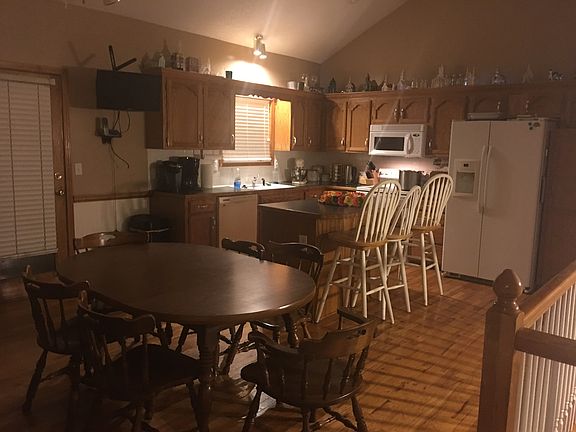 Kitchen and dining room