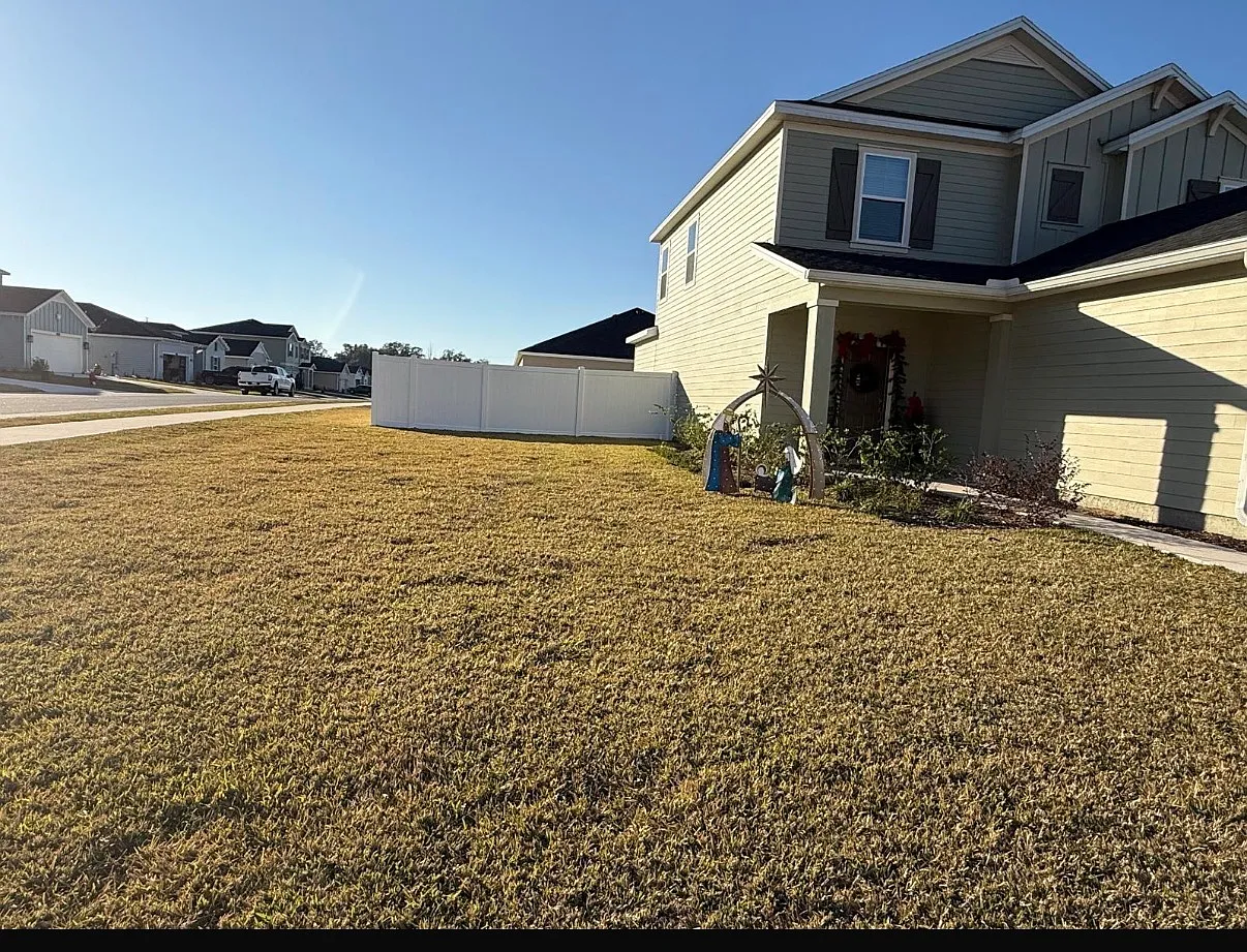 4 bed, 2088 sqft, $2,375 — Photo 2