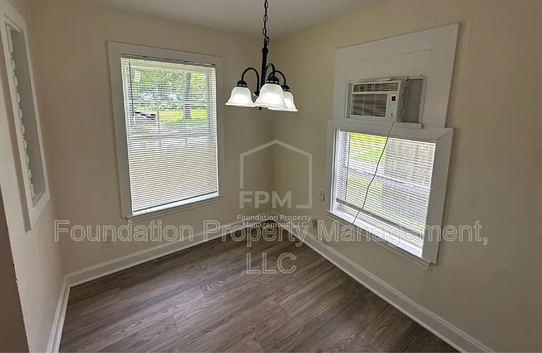 3180 Crump Ave — Photo 8