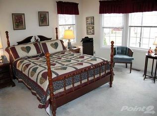 1505 Meadowview Dr, East Windsor, CT 06088