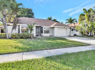 22726 Pickerel Cir, Boca Raton, FL 33428