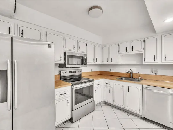 1681 NW 70th Avenue #414, Plantation, FL 33313