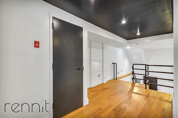 Rented by Rennit Inc. | media 8