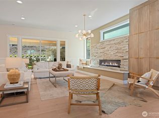 955 103rd Ave SE, Bellevue, WA