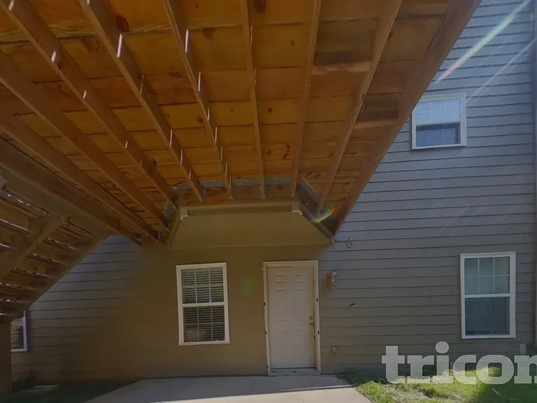 116 Arena Trl — Photo 21