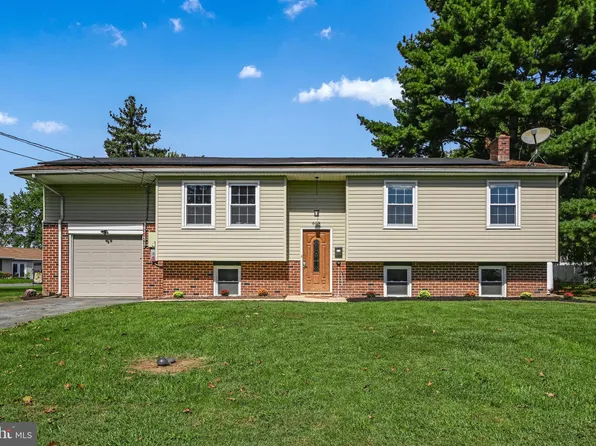 668 Essex St, Marietta, PA 17547