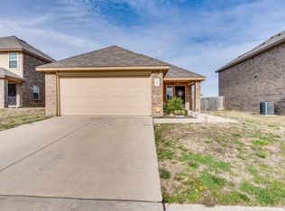 1606 Blue Jay Dr, Ennis, TX 75119